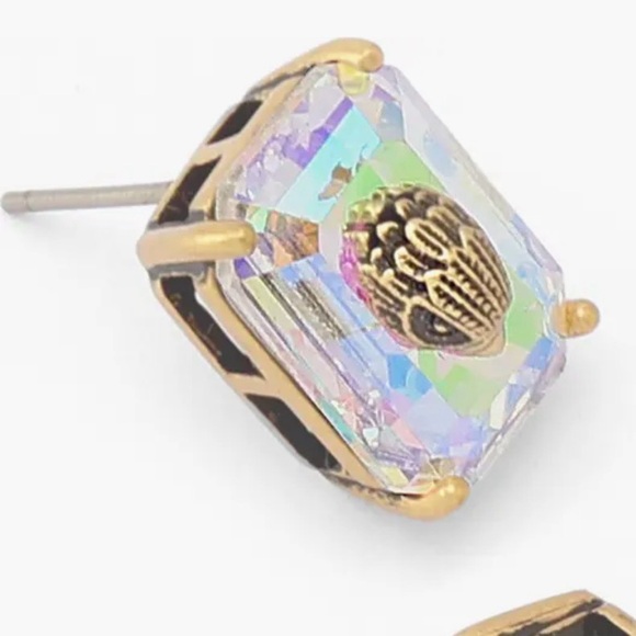 KURT GEIGER
Signature Stone Stud Earrings In Gold - Picture 3 of 3